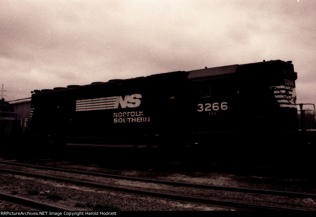 NS 3266